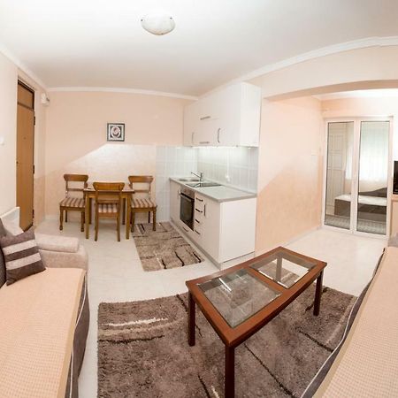 Valentina Apartman Apartment Petrovac ภายนอก รูปภาพ